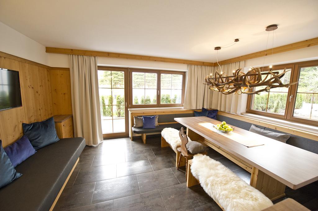 Superior Chalet Tiroler Madl อาเคนเคียร์ค ภายนอก รูปภาพ